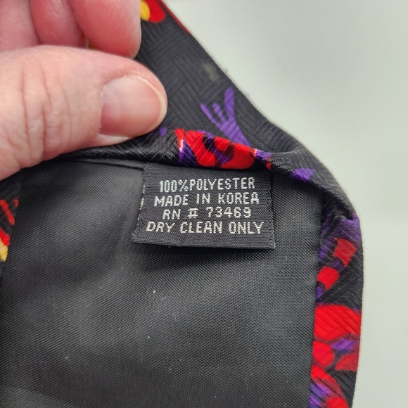 Vtg Addiction Men’s Necktie Tie Black Colorful Rainforest Tropical Tree Frogs - Picture 3 of 9